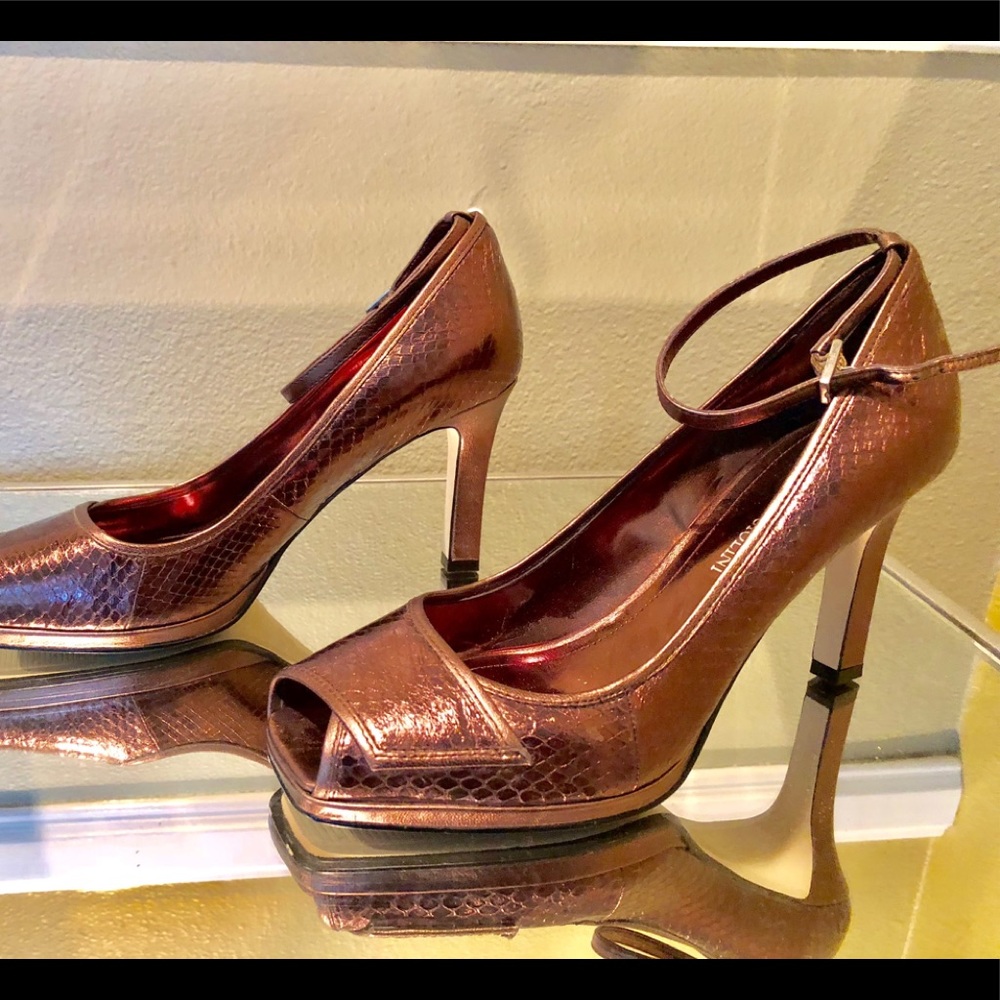 Brown/goldfish Enzo Angiolini pump heels